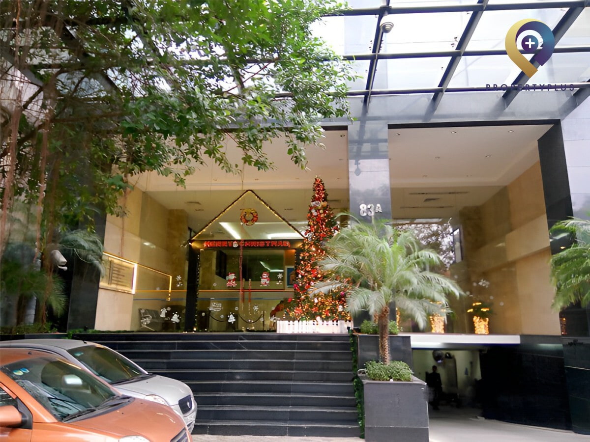 Lobby entrance of Phu Dien building decorated for Christmas